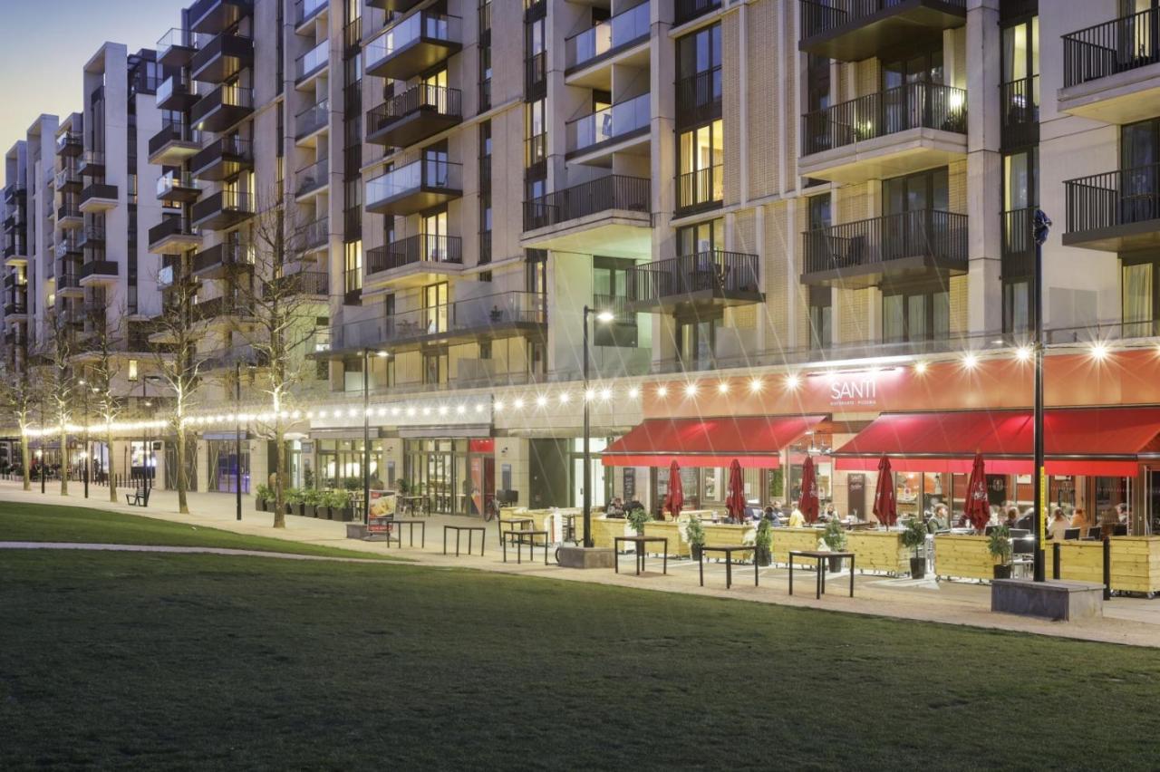 Ellie N Conys 3 Bedroom Apartment With 2 Bathrooms, An Ensuite, Kitchen And Balcony In Stratford Westfield London Exterior photo